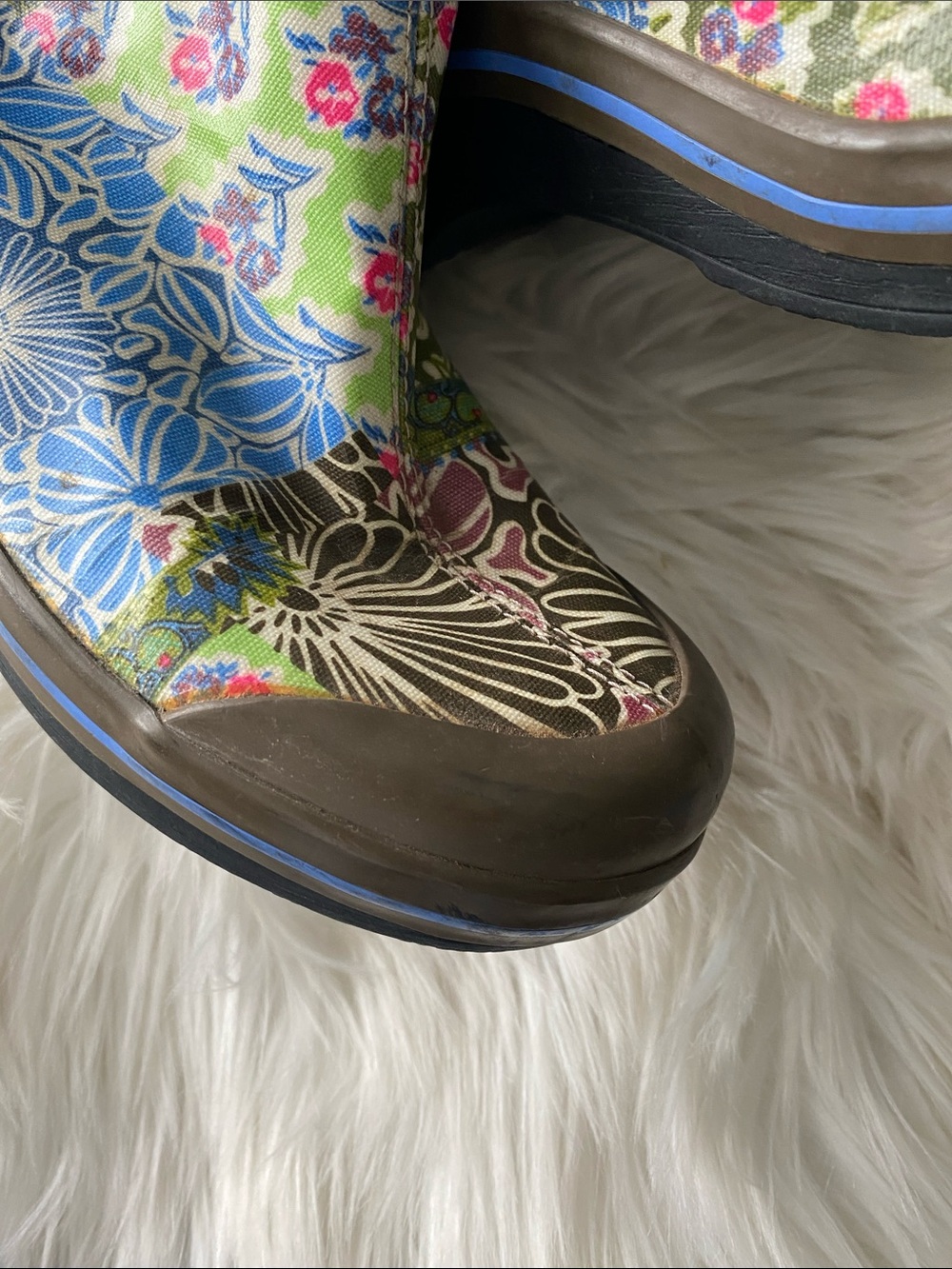 Dansko Chelsea wellies Patterned Floral Chelsea Boots in Blue and Olive - Picture 7 of 12